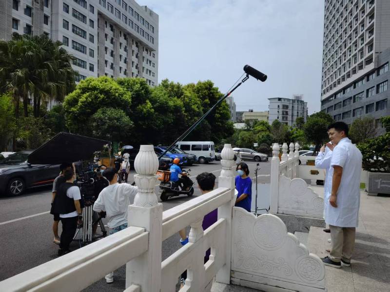 莲湖区广告片拍摄公司低成本实现高规格制作的诀窍